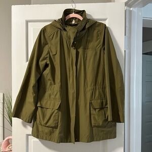 Eileen Fisher lightweight jacket. Stowaway hood. Patch pockets.